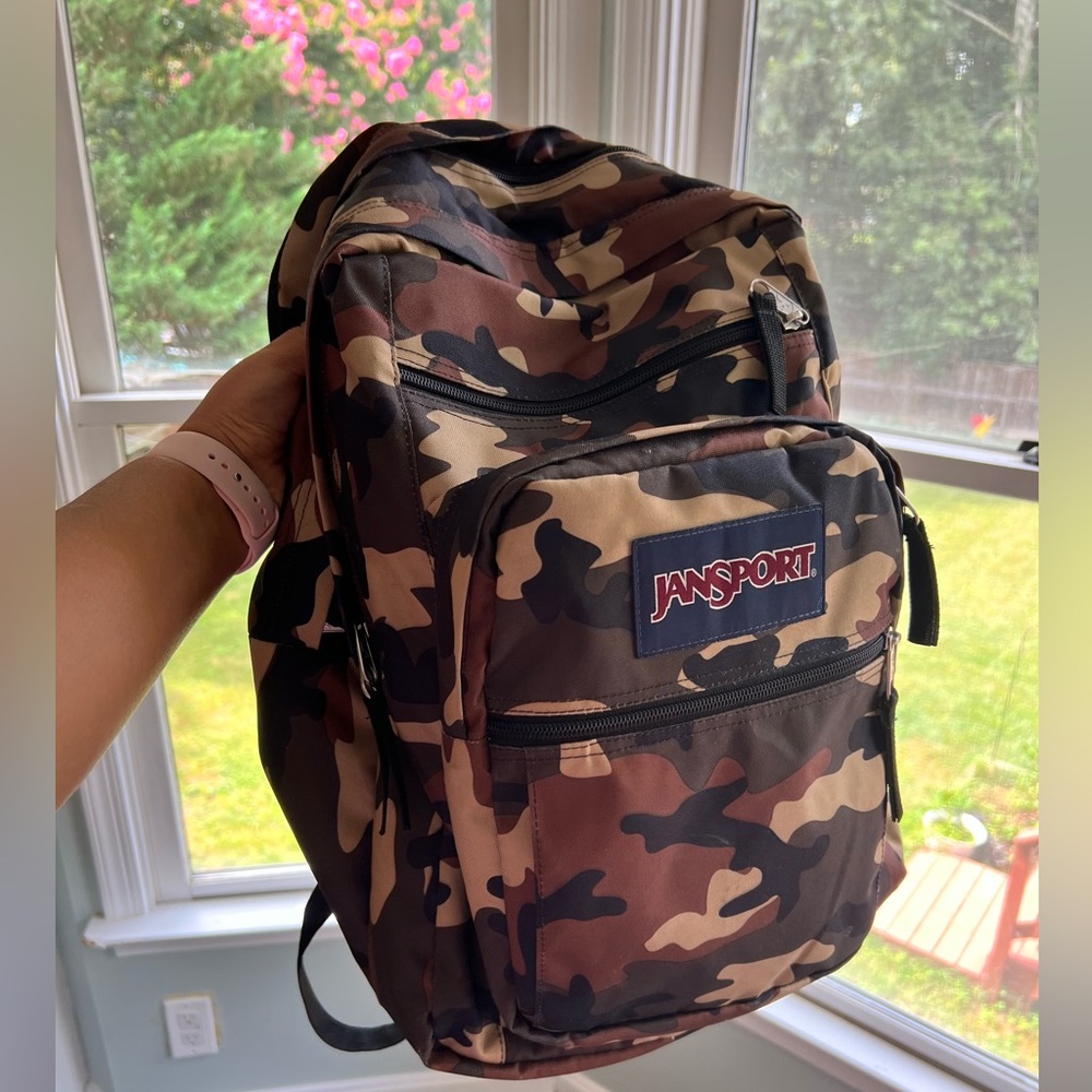 Jansport camo backpack